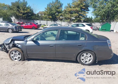 2005 Nissan Altima 2.5 S from USA, damaged, VIN 1N4AL11D55C954998
